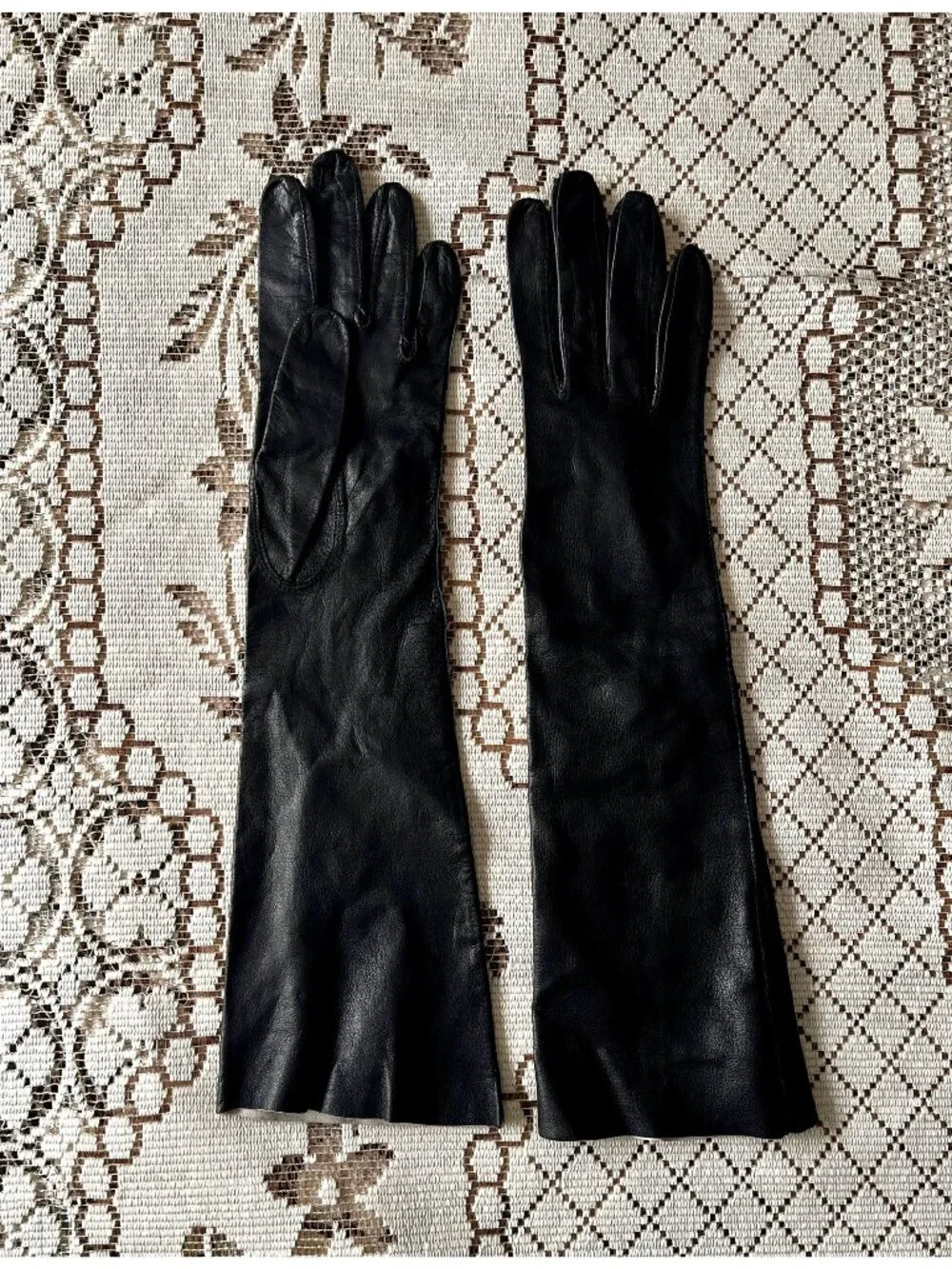 Vintage Black Minimalist Leather Opera Gloves Size 7